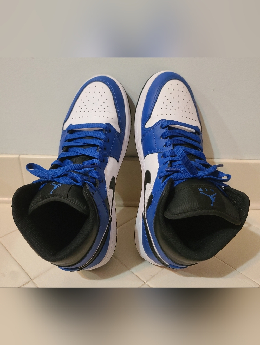 Jordan 1 Mid Game Royal Men's Size 8.5 - Picture 5 of 7
